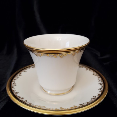 Lenox Eclipse 5 Piece Place Setting Gold Trim Vintage Discontinued - Excellent - Picture 13 of 17