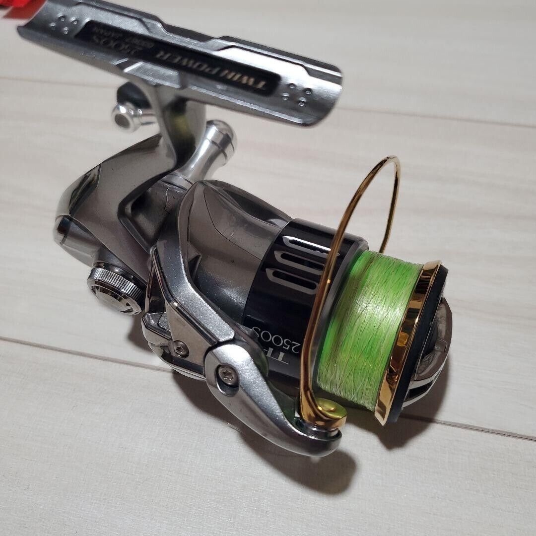 Shimano 15 Twin Power 2500S Spinning Reel from Japan | eBay Shimano 15 Twin Power 2500S Spinning Reel from Japan | eBay