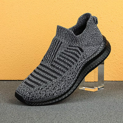 Breathable Men Casual Shoes Lightweight Outdoor Male Walking Shoes Anti-Slip Men