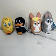 Looney Toons Set of 4 Mini Plush Toy Tsum Tsum Daffy Tweety Bugs Lola Bunny New