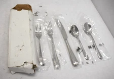 Mepra Brand Brescia 5 Piece Place Setting In Stainless Steel Diamante Silverware