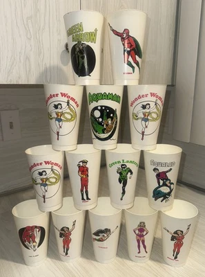 1973 DC Comics Collectable Cups - Wonder Woman , Aquaman - Lot of 14 - 7-Eleven - Bild 1 von 4