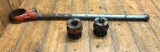 RIGID 111-R Pipe Threader w/ Pipe Handle & 1/2 and 3/4 Dies