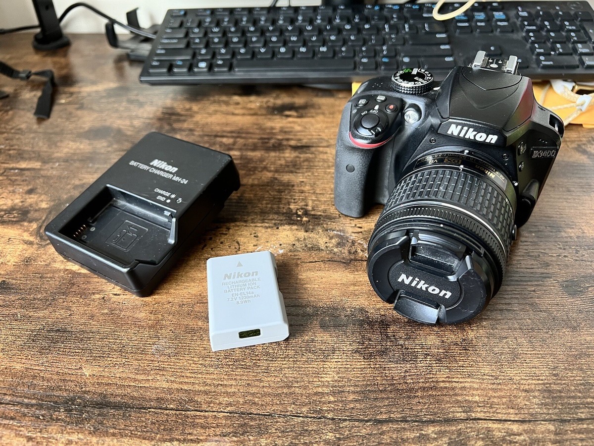 Nikon D3400 Digital SLR Af-p DX 18-55mm Extra Batteries And