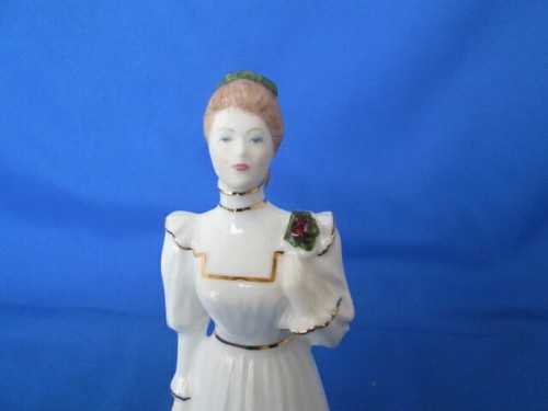 Coalport Radiance Figurine 5 1/8" High - 7/84 Decorated By Hand Made in England - Picture 2 of 7
