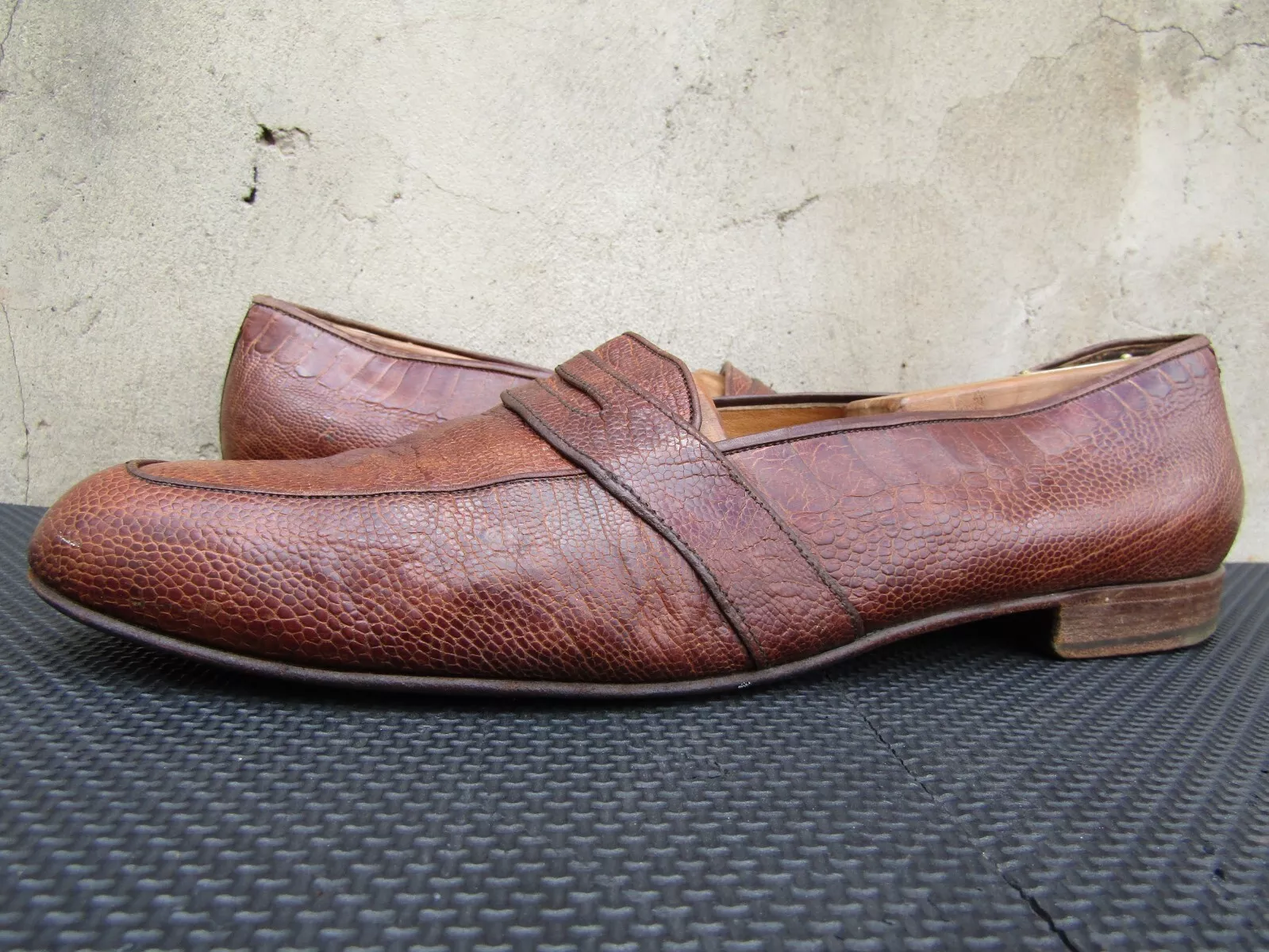Rare mocassins vintage Gucci peau exotique peau de serpent marron penny EU 45,5   US 12,5