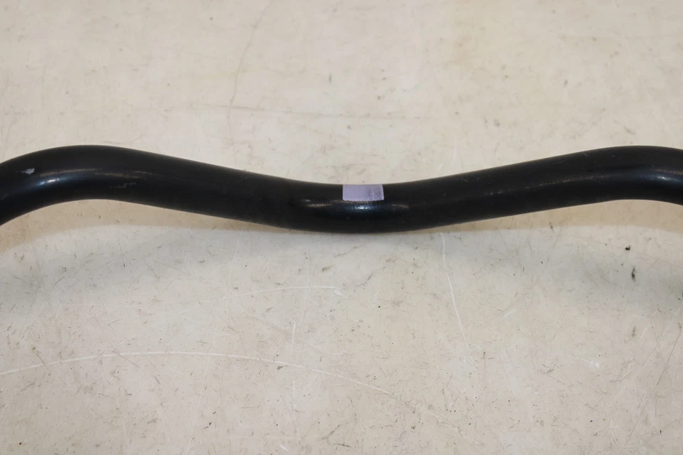 Barra estabilizadora trasera Nissan 370z 2009-2020 OEM MW73 Foto 4 de 4