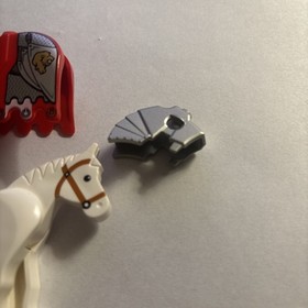LEGO Castle / Kingdoms Minifigure White Horse + Lion Barding 2490pb08