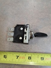 Oem 1967 Jaguar 420 Fuel Tank Selection Switch 34425e Date Code 5 Of 67 Oem 1967 Jaguar 420 Fuel Tank Selection Switch 34425e Date Code 5 Of 67