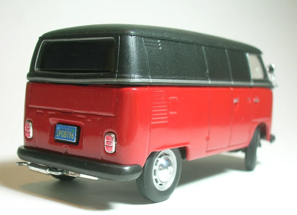 VW Volkswagen T1 furgone 1/43 sterzabile transporter  bulli rosso e nero - Immagine 2 di 4