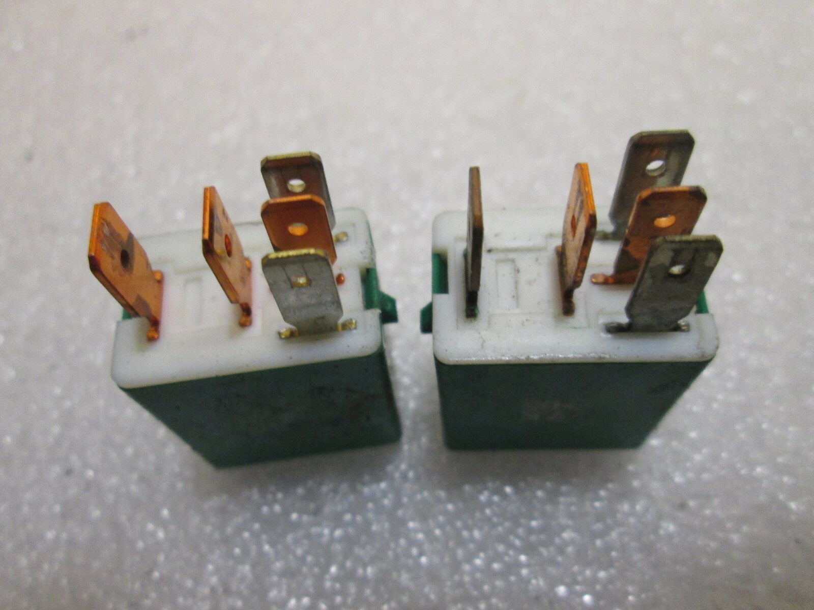 04 05 06 07 08 09 TOYOTA PRIUS ABS SKID CONTROL RELAY 5 PIN OEM 88263