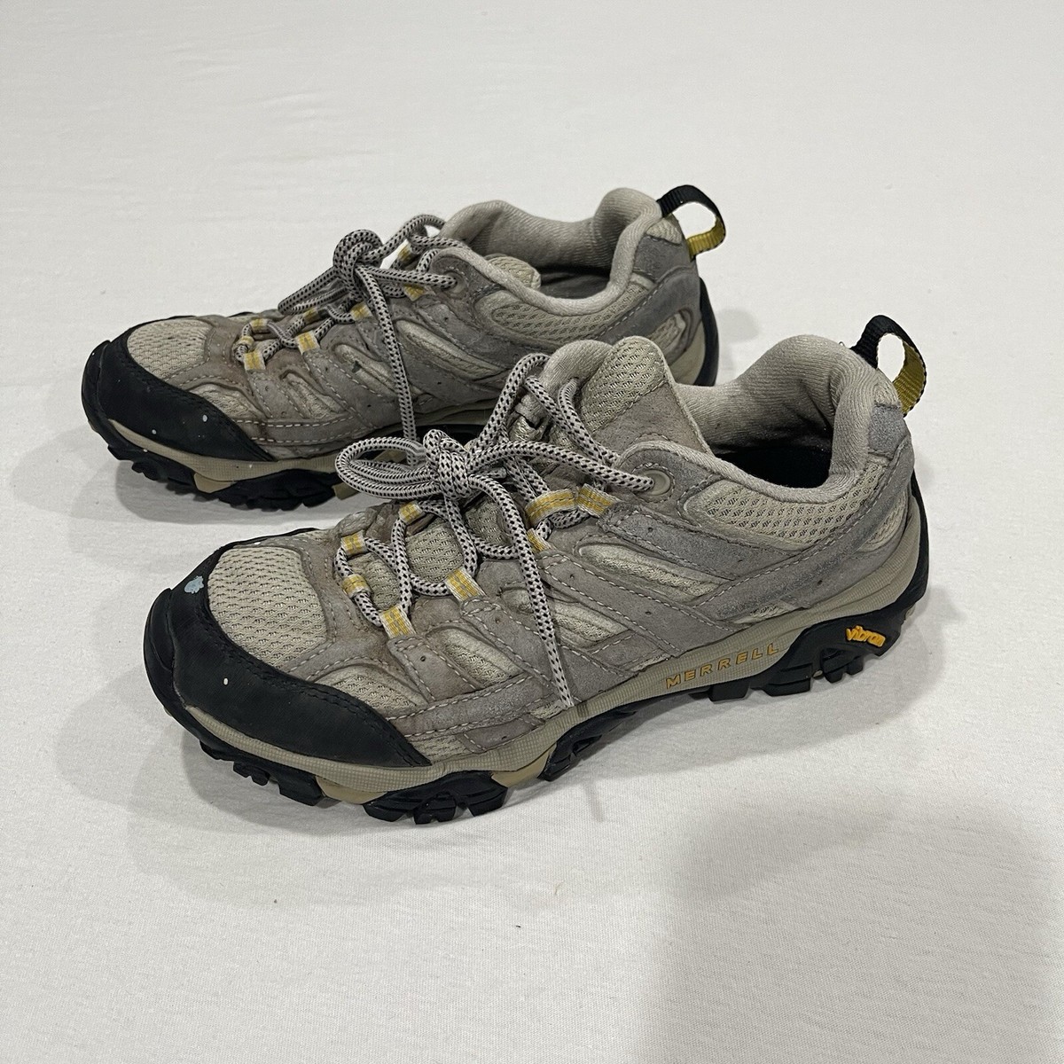 J06020 MERRELL WOMEN'S MOAB VENT HIKING SHOES TAUPE SIZE