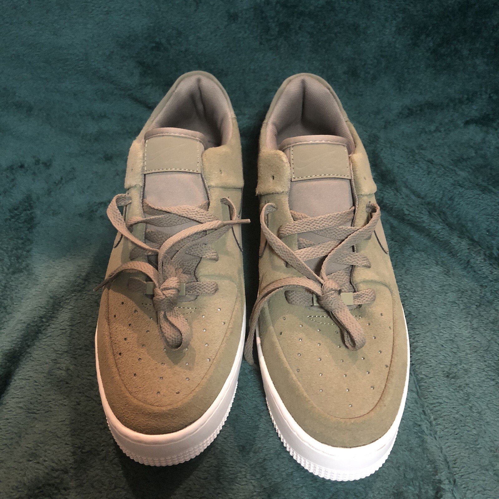 nike air force 1 sage low trooper