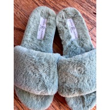 Chinese Laundry Pale Blue Faux Fur Slide Slippers  Women  s Size 8.5