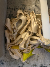 USED POINTE SHOES SOLD AS PAIRS