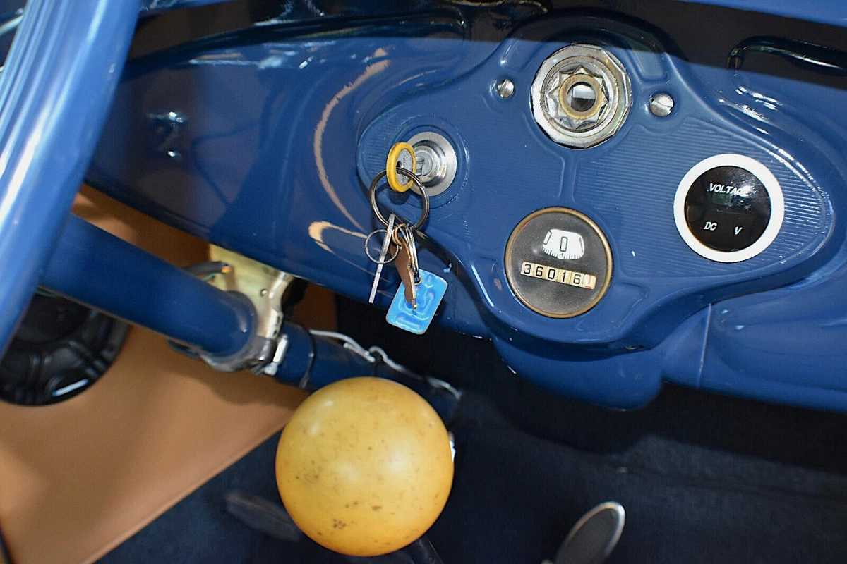 Click photo thumbnail to view