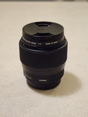 Sigma Contemporary 56mm f/1.4 DC DN Lens for Fujifilm X Mount - Black 