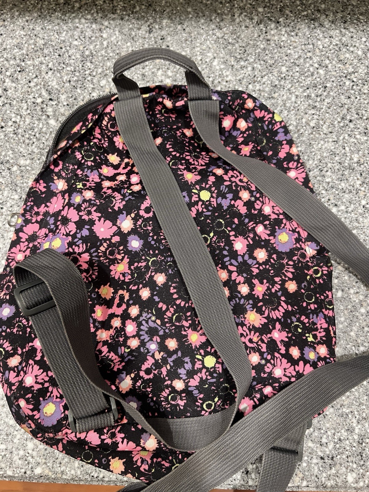 DAKINE ESSENTIALS BACKPACK MINI 7L - WILDFLOWER - image 2