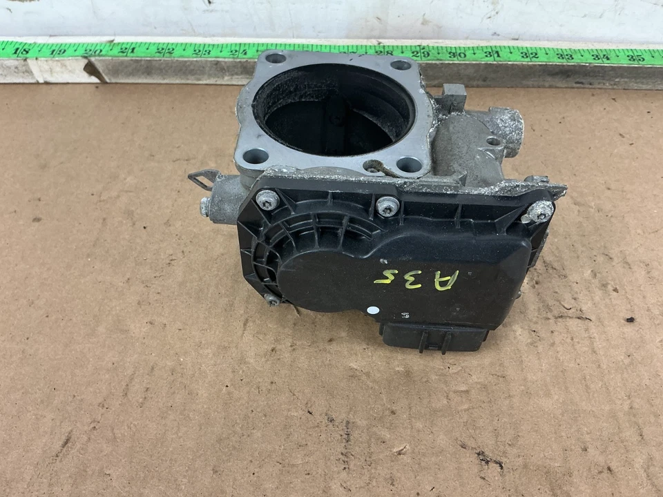 2014 - 2020 Acura MDX Engine Throttle Body OEM - Image 3 of 4
