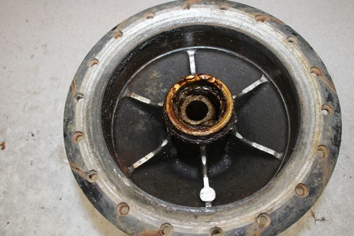 1977 Yamaha DT250 REAR BACK WHEEL RIM HUB 2992.XF - Picture 9 of 10