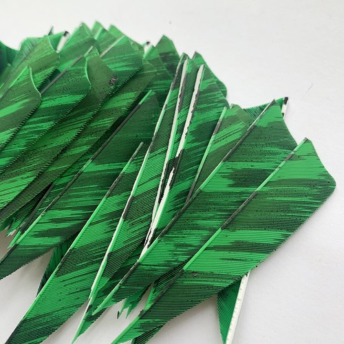 50PCS 3IN Camouflage Light Green Shield Turkey Feathers Archery Arrow Feather RW - Picture 5 of 6