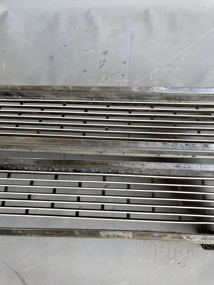 1966 福特银河 500 XL 7 升 LTD 前格栅烤架 铬 原始设备制造商 成型装饰 — 第 3/4 张图片