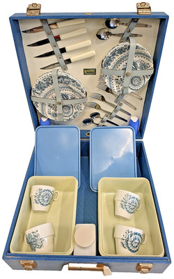 Vintage Brexton Picknick Set 50er Jahre 4 Personen Teeservice blau klassisch Picknick Auswahl