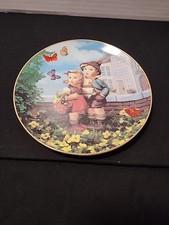 Vintage Danbury Mint M. J. HUMMEL (Surprise) Collectors Plate Flawless