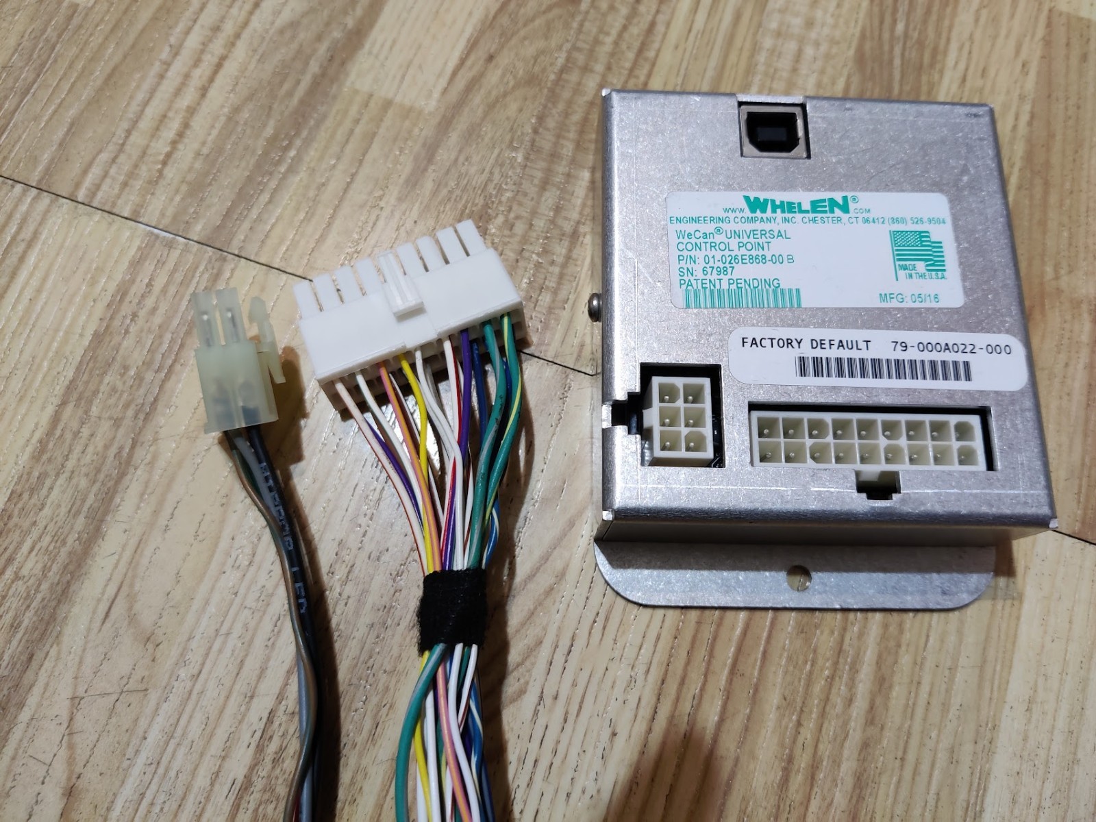 WHELEN WeCan Universal Control Point Kabelbaum / Netzstecker