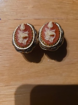 Vintage Whiting & Davis Cameo Flower Clip Earrings, 1960's Autumn Season
