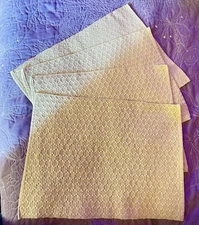 4 Beige Placemats Same On Both Sides 16x12 Inch No Rips Or Stains.