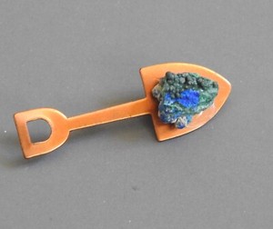 COPPER MINING PIN jewelry blue-green nugget on shovel