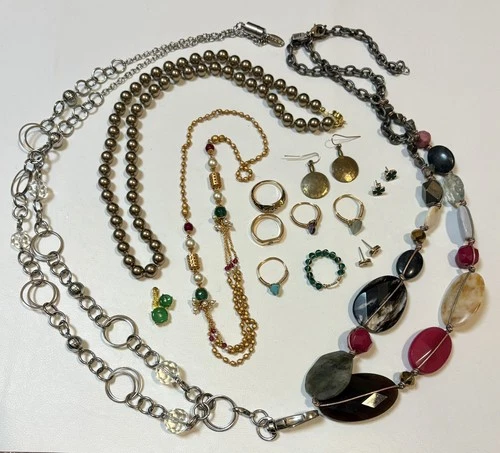 VTG - Modern Jewelry Lot Earrings Rhinestone Rings Pendant Necklace Costume Lot