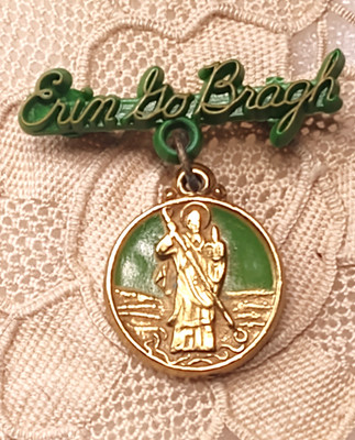 Older Vintage ST PATRICK Erin Go Bragh Irish Religious Medal