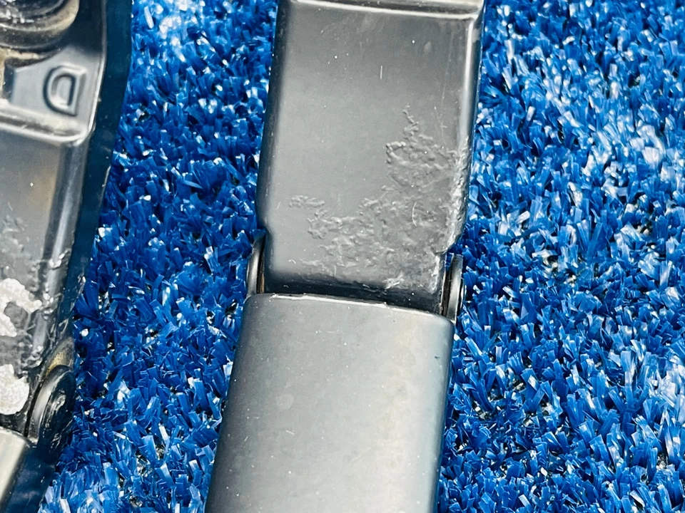 2006–2013 Lexus IS250 IS350 Windshield Wiper Arms Set OEM (Pair) - Image 4 of 4