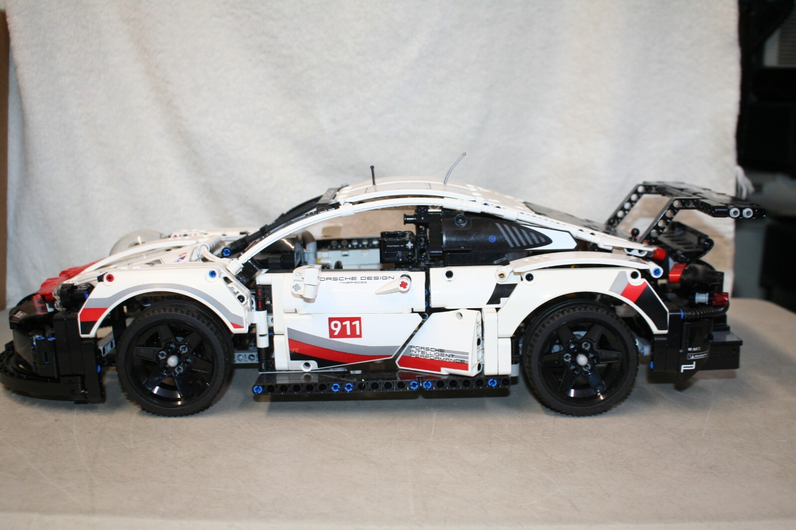 LEGO TECHNIC: Porsche 911 RSR (42096 