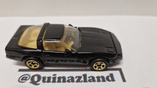 Hot Wheels 1996 FAO Schwarz gold série collection III  Chevrolet corvette  (A20)