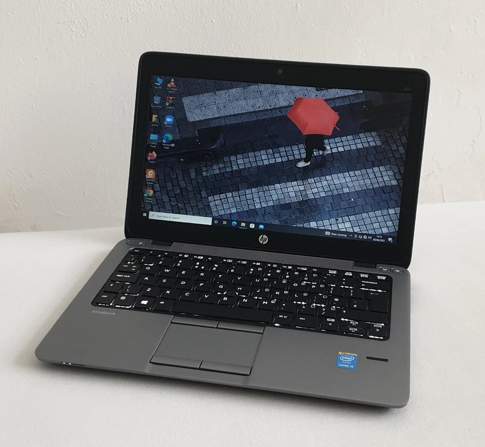 HP EliteBook 820 Laptop Intel Core i5 4th Gen 4GB 500GB HDD Windows 11 Ready - Image 2 of 4
