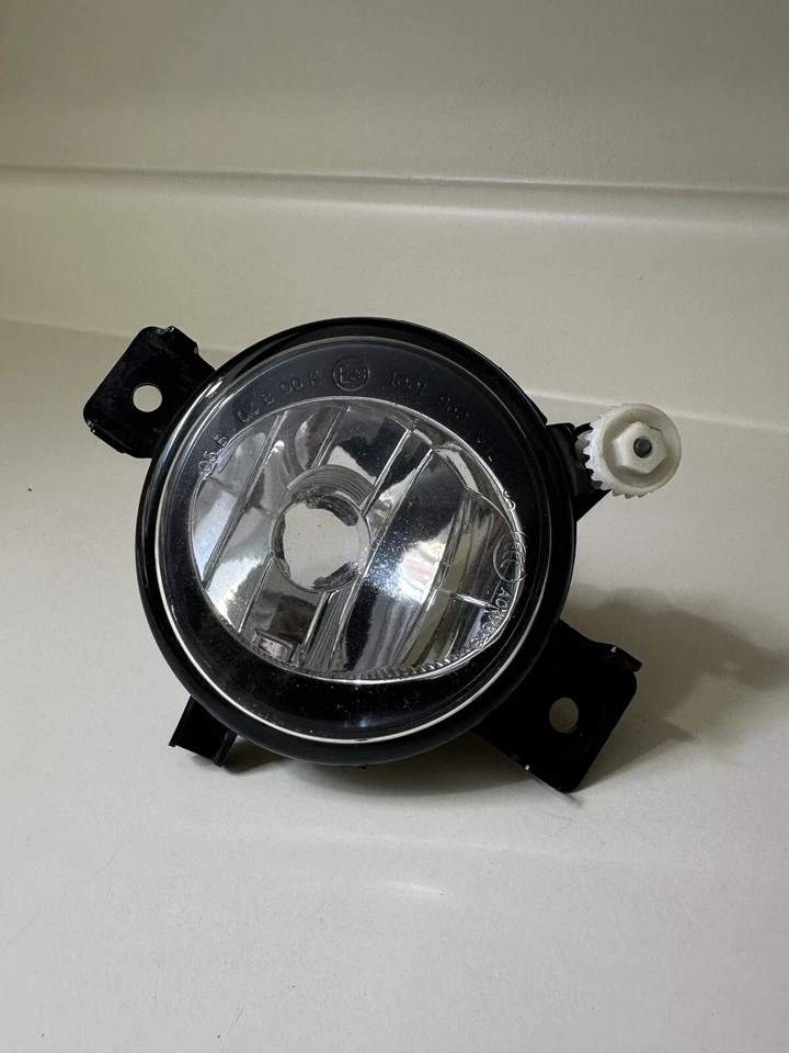 Передняя правая противотуманная фара светодиодная без лампы для BMW X5 E70 2011-2013 63177224644 - Изображение 2 из 4