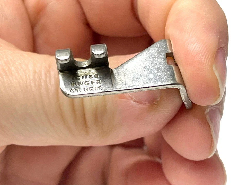Singer Slant Needle Button Foot #161160 Great Britain Sewing Machine Attachment - Image 4 of 4