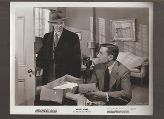 8X10 B& PHOTO OF SCENE DANA ANDREWS AND MAN