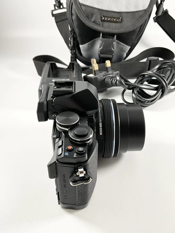 Olympus OM-D E-M10, photo 3 of 5