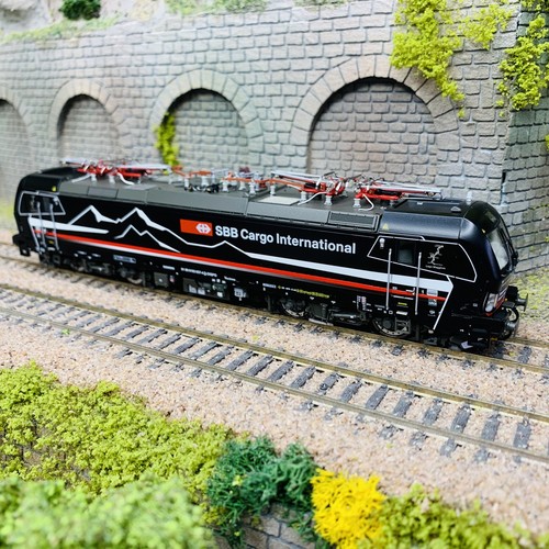 Locomotive électrique BR 139 657, CFF CARGO, Ep VI, Digital Son - LSMODELS 17118 | Condition: Neuf