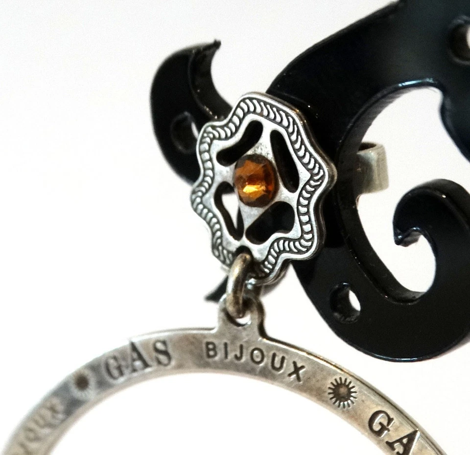 Gas Bijoux. Grandes boucles d'oreilles Cécile en métal argenté à pampilles - Photo 3/4