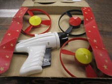 VINTAGE Rare 1950's PARKS PLASTICS FLYING SAUCERS  TOPS w/ Red  Dark Blue Box