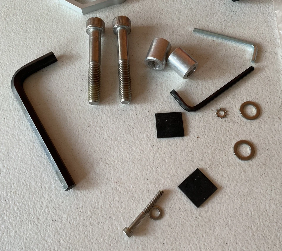 TECHMOUNT CENTER MOUNT 571-1021 - Image 2 of 3