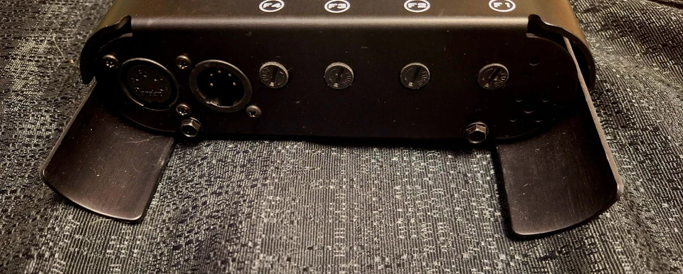 *NEW* Lightronics XC40 4 Channel 600W PRO DJ Portable Dimmer Pack DMX - Image 3 of 4