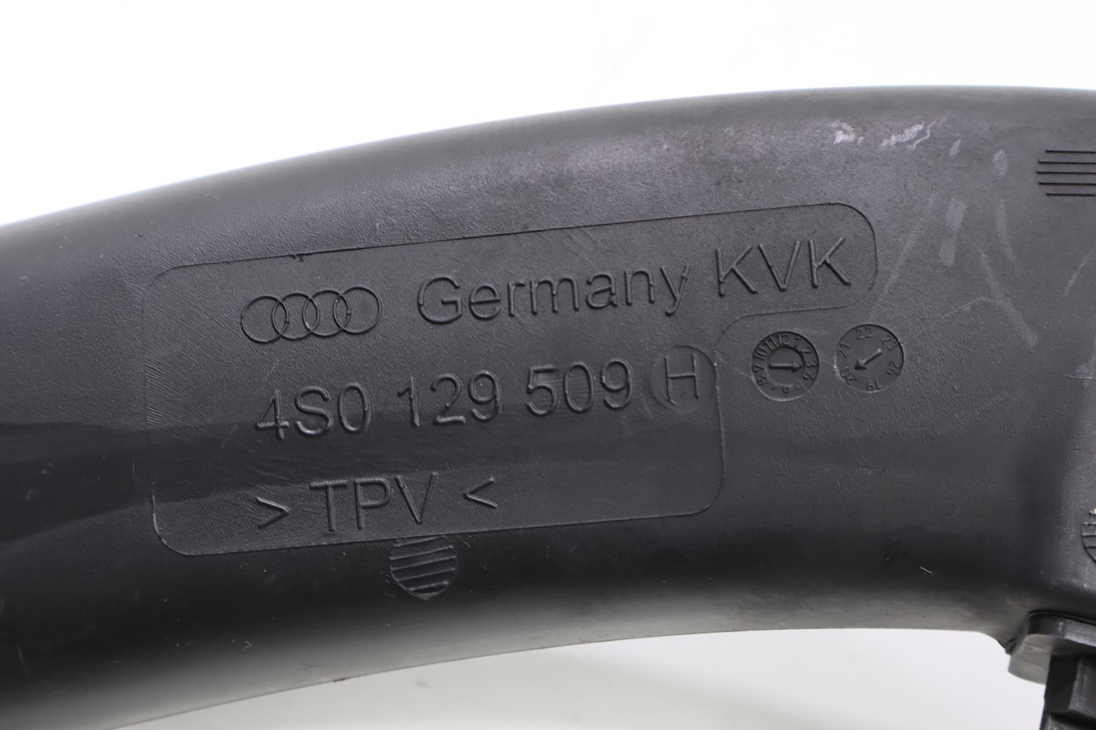 Audi R8 2017-2023 LEFT Intake hose P/N 14781