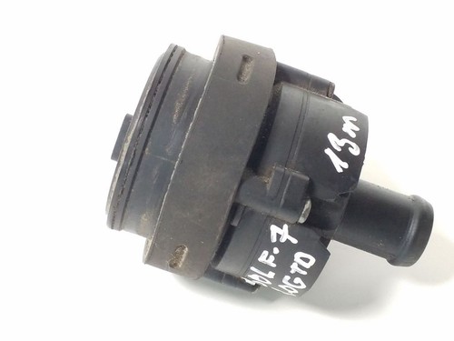 Volkswagen Golf VII 2014 Zusatzwasserpumpe 5G0965567 Diesel 135kW EZE16468