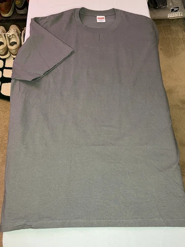 T shirt gris Supreme Blank taille 2xl Xxl neuf sans étiquette
